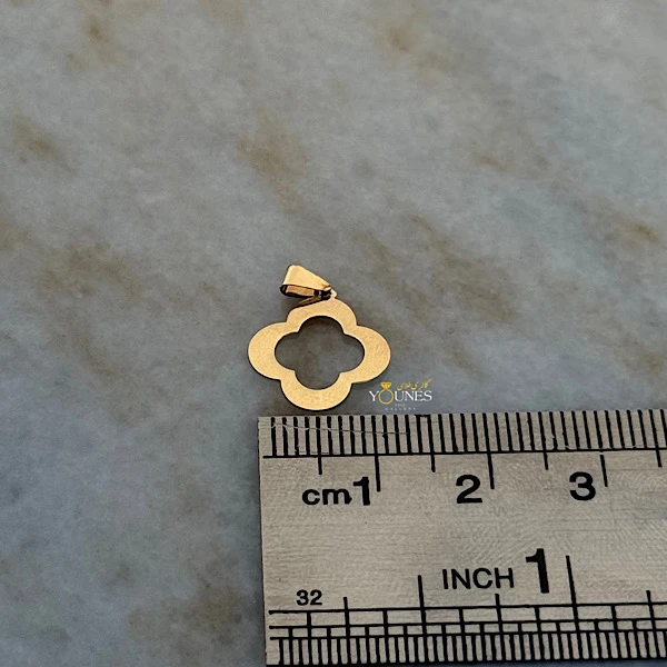 تصویر دوم آویز ونکلیف مینیمال طلا لیزری